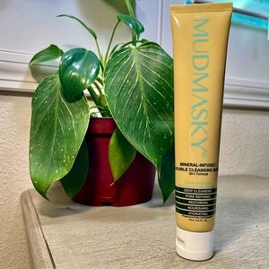 MUDMASKY Mineral-Infused Double Cleansing Mask